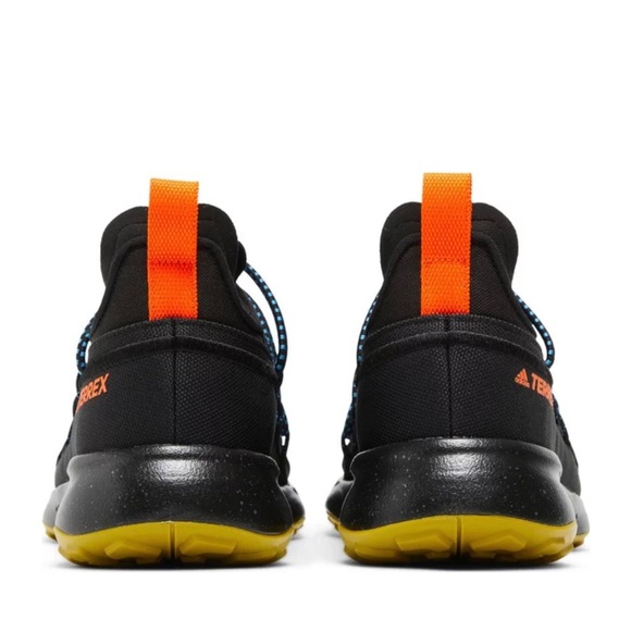 adidas Terrex Voyager 21 Canvas 'Black Orange Gum'
sneakers men’s size 11.5 NEW! - Picture 13 of 16